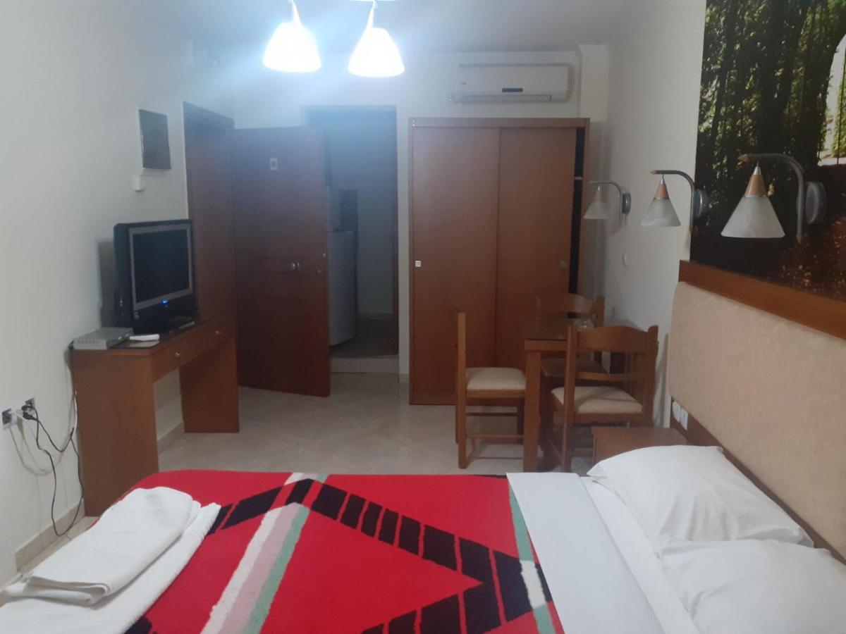 Balkan House Потос Екстер'єр фото